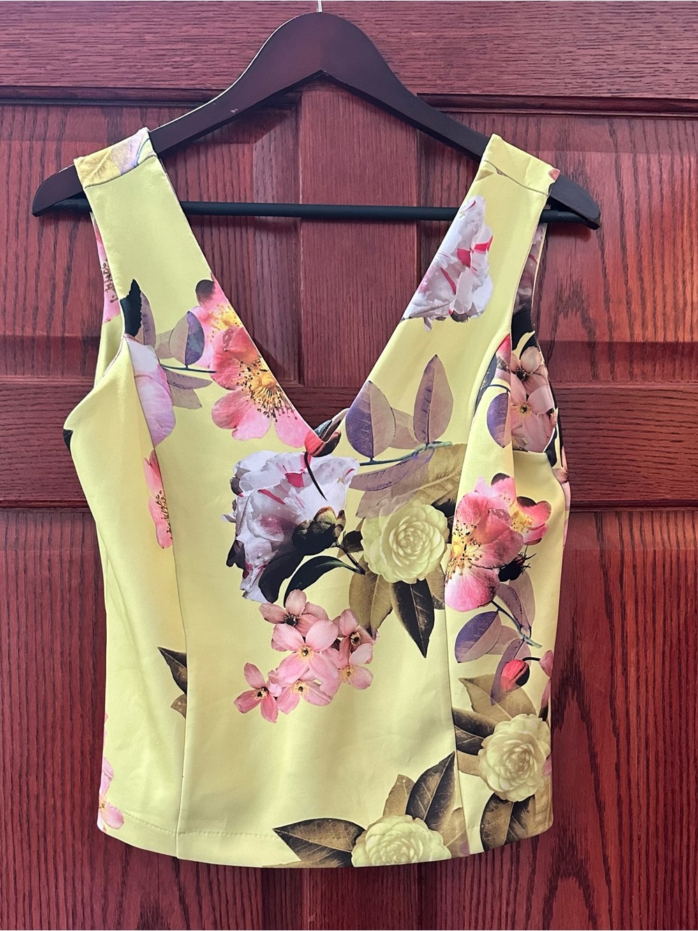BOLD Elements Floral V-Neck Sleeveless Top Lime Green Pink Size L